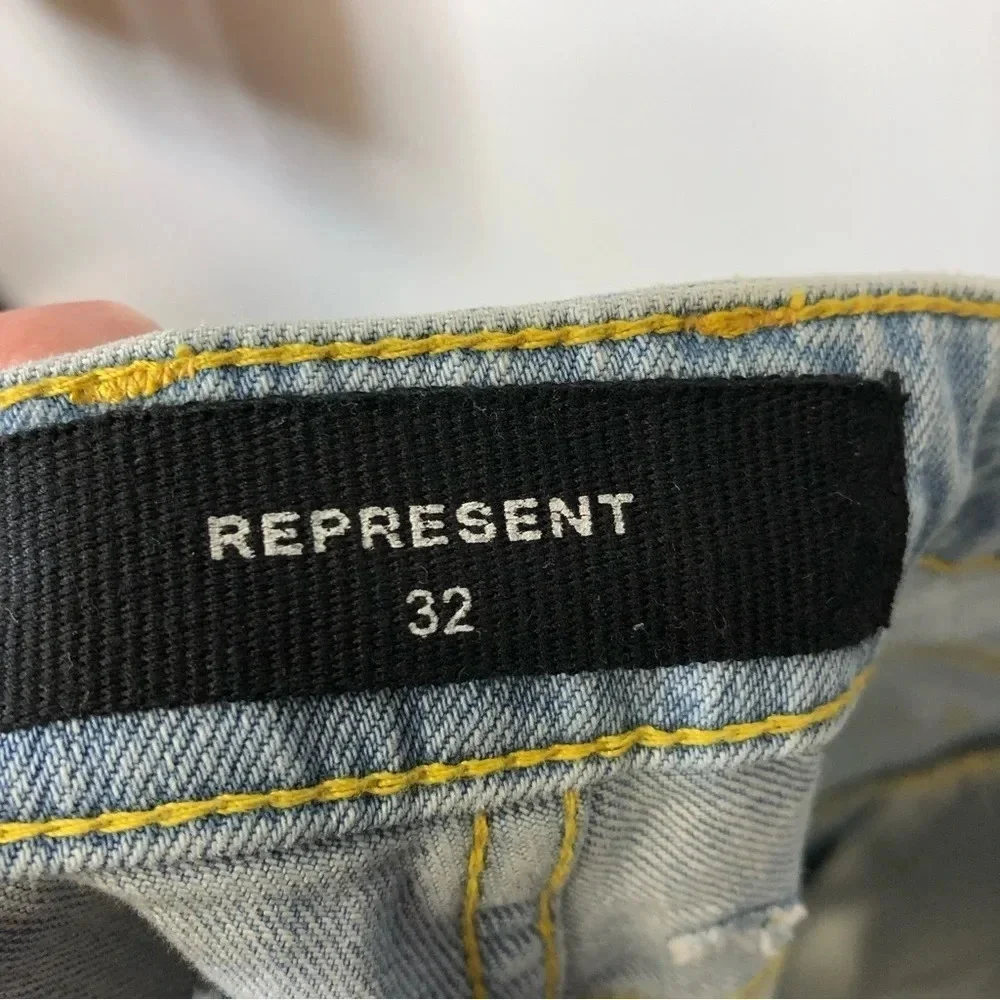 Represent men’s essential jeans distressed grunge light wash 32